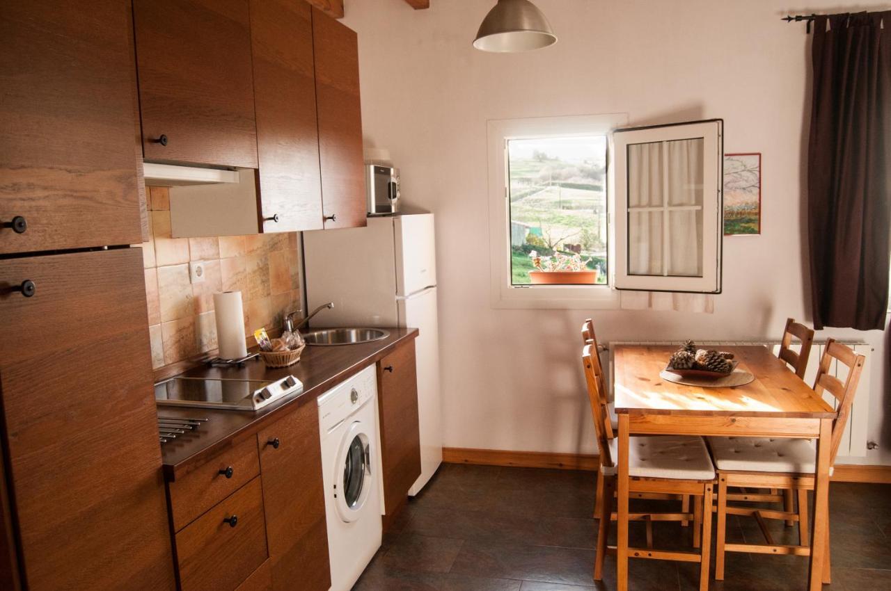 Apartamentos Corona โกมิญาส ภายนอก รูปภาพ